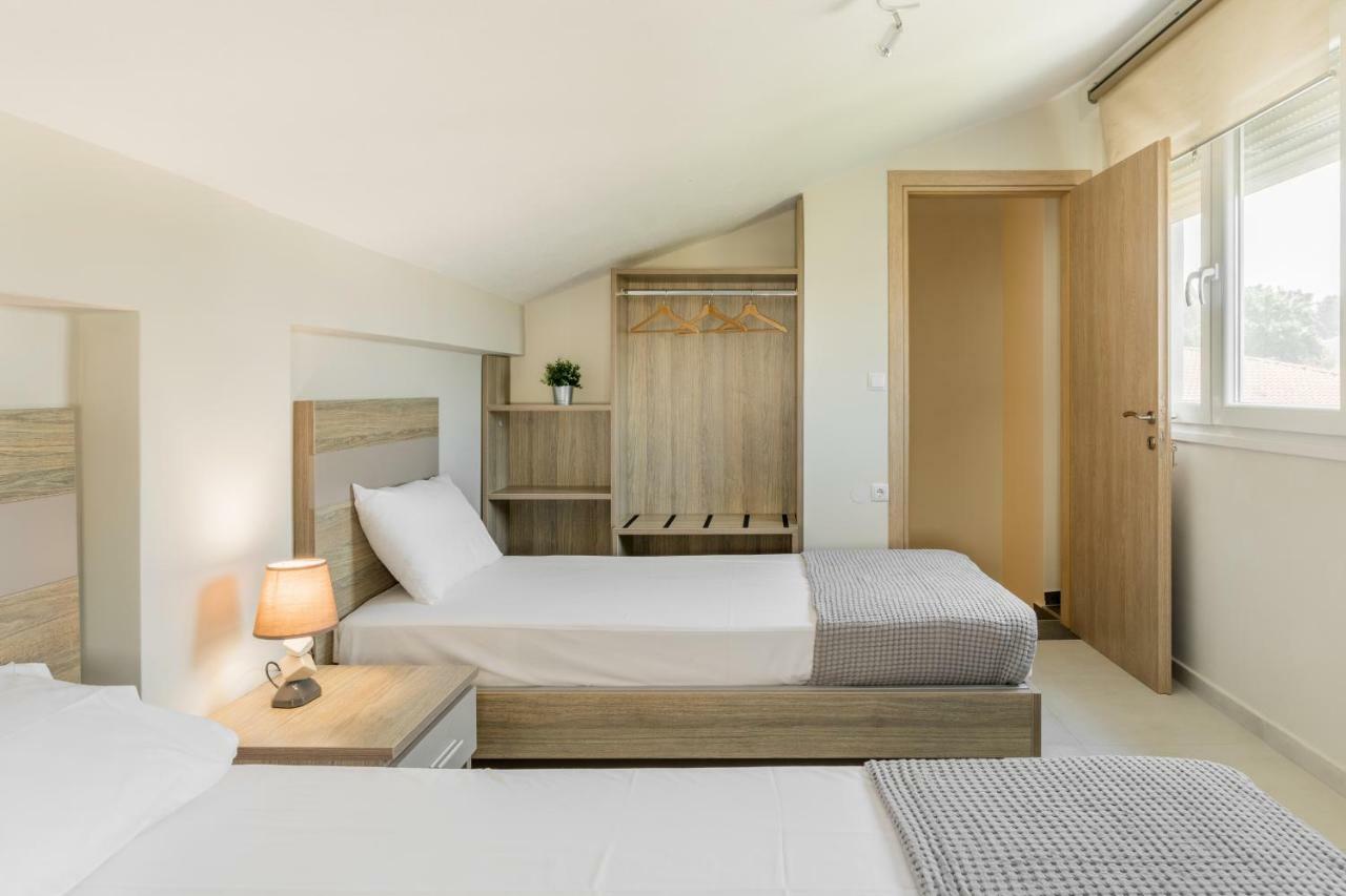 V Luxury Apartments ซีวิรี ภายนอก รูปภาพ
